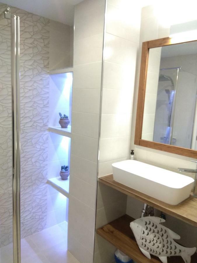 Apartamento A 150 Metros Del Mar, Parking Y Wifi Salobreña Kültér fotó